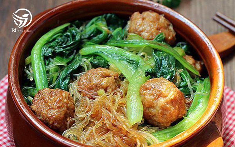 Miến Xào Thịt Viên Cải Xanh